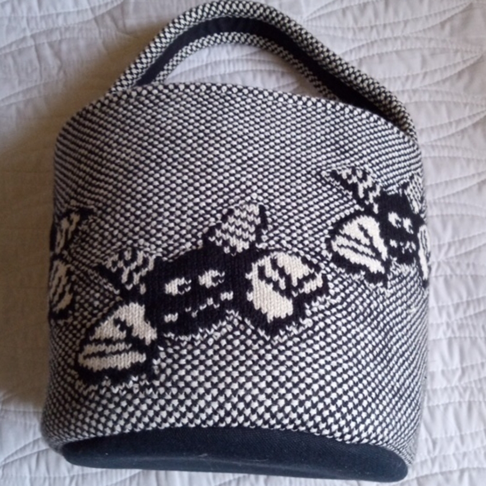 Knitted Bat Lunch Basket
